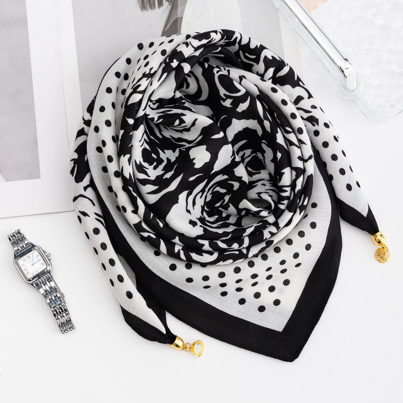 Magnetic Buckle Cotton Square Scarf