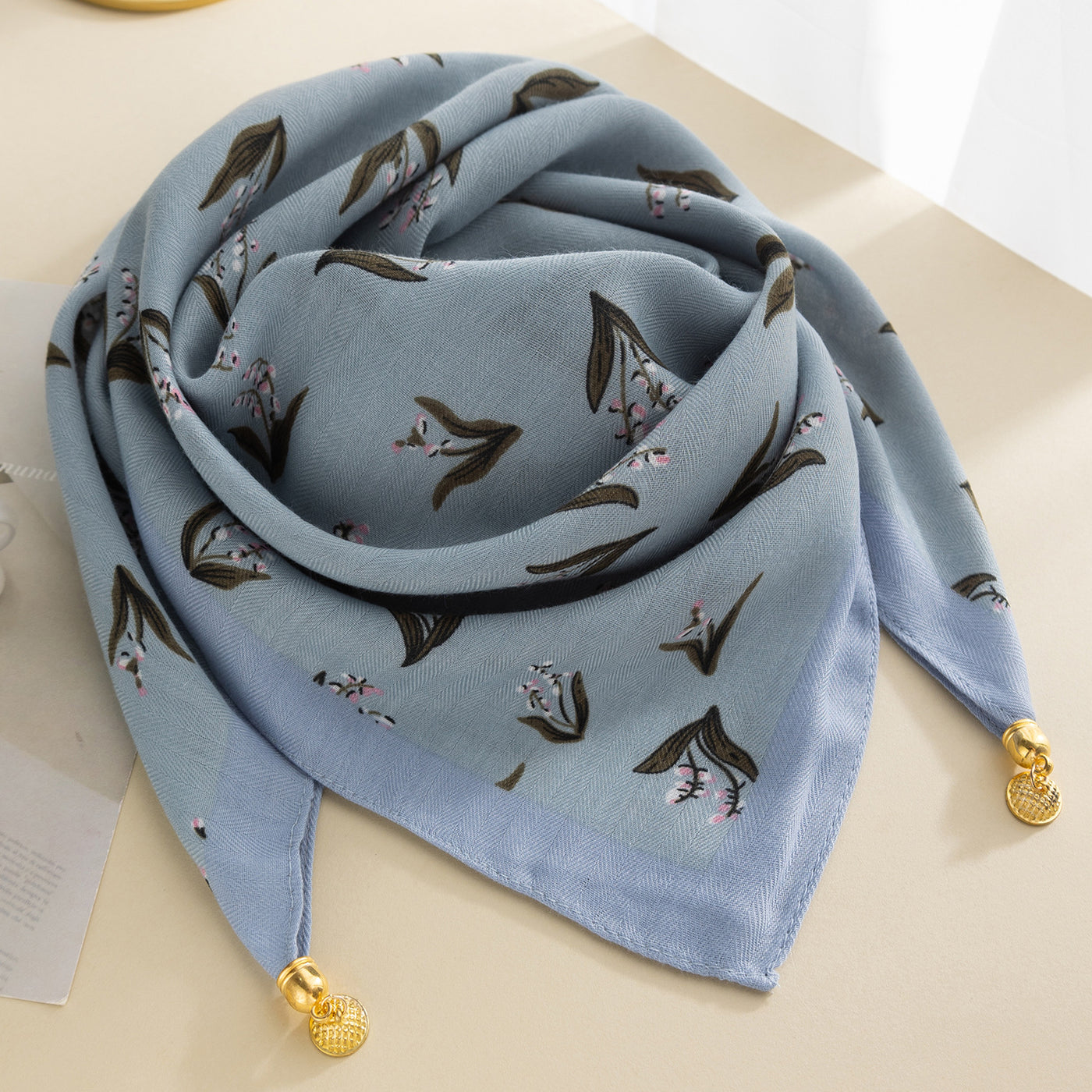 Magnetic Buckle Cotton Square Scarf